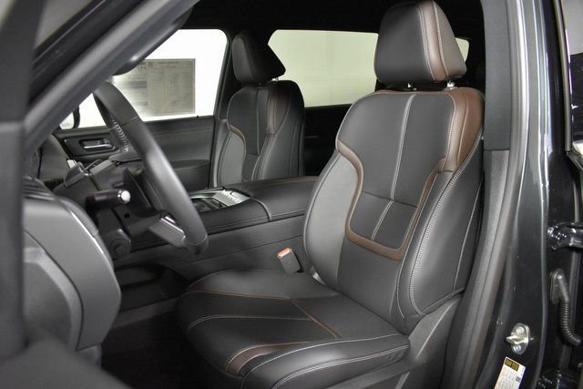 New 2026 Nissan Armada SL AWD/4WD image 10