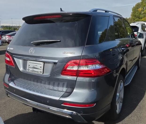 Used 2015 Mercedes-Benz ML 400 4MATIC image 2