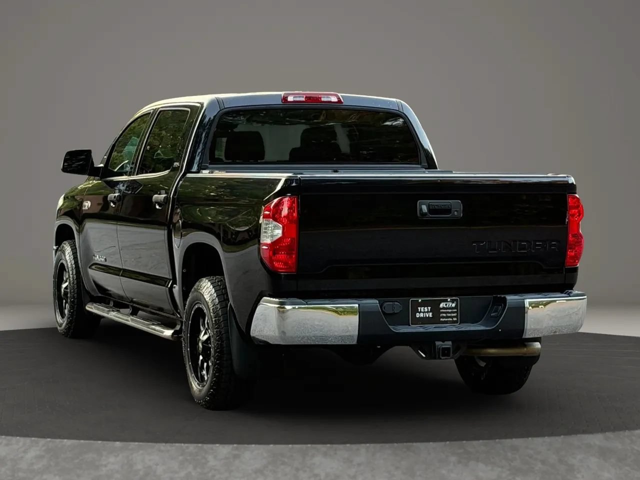 Used 2021 Toyota Tundra SR5 w/ SR5 Leather Package RWD image 6