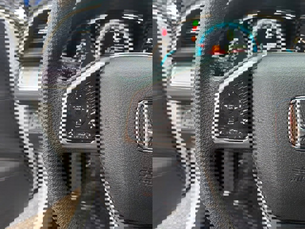 Used 2017 Honda Civic EX-T image 22