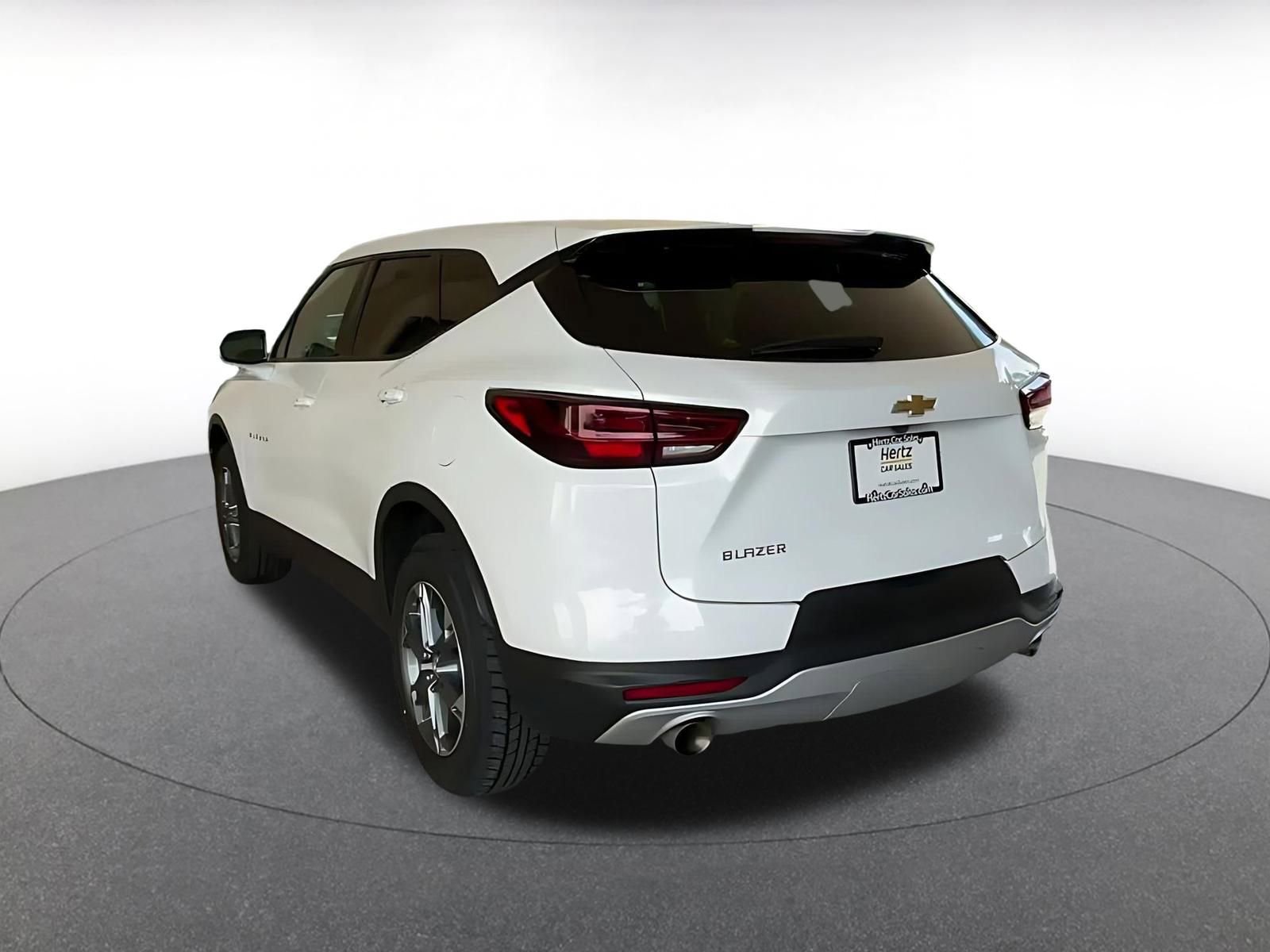 Used 2025 Chevrolet Blazer LT image 11