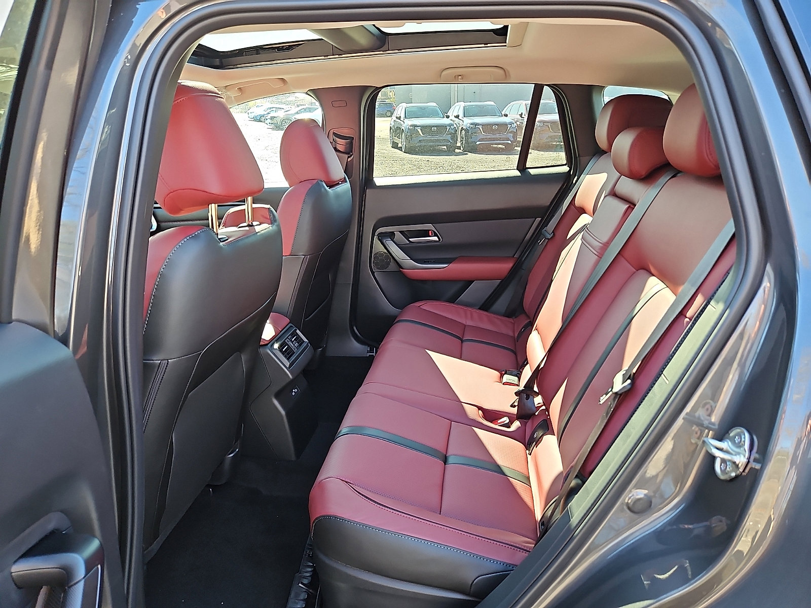 New 2026 MAZDA CX-50 AWD 2.5 Hybrid w/ Cargo Package image 8