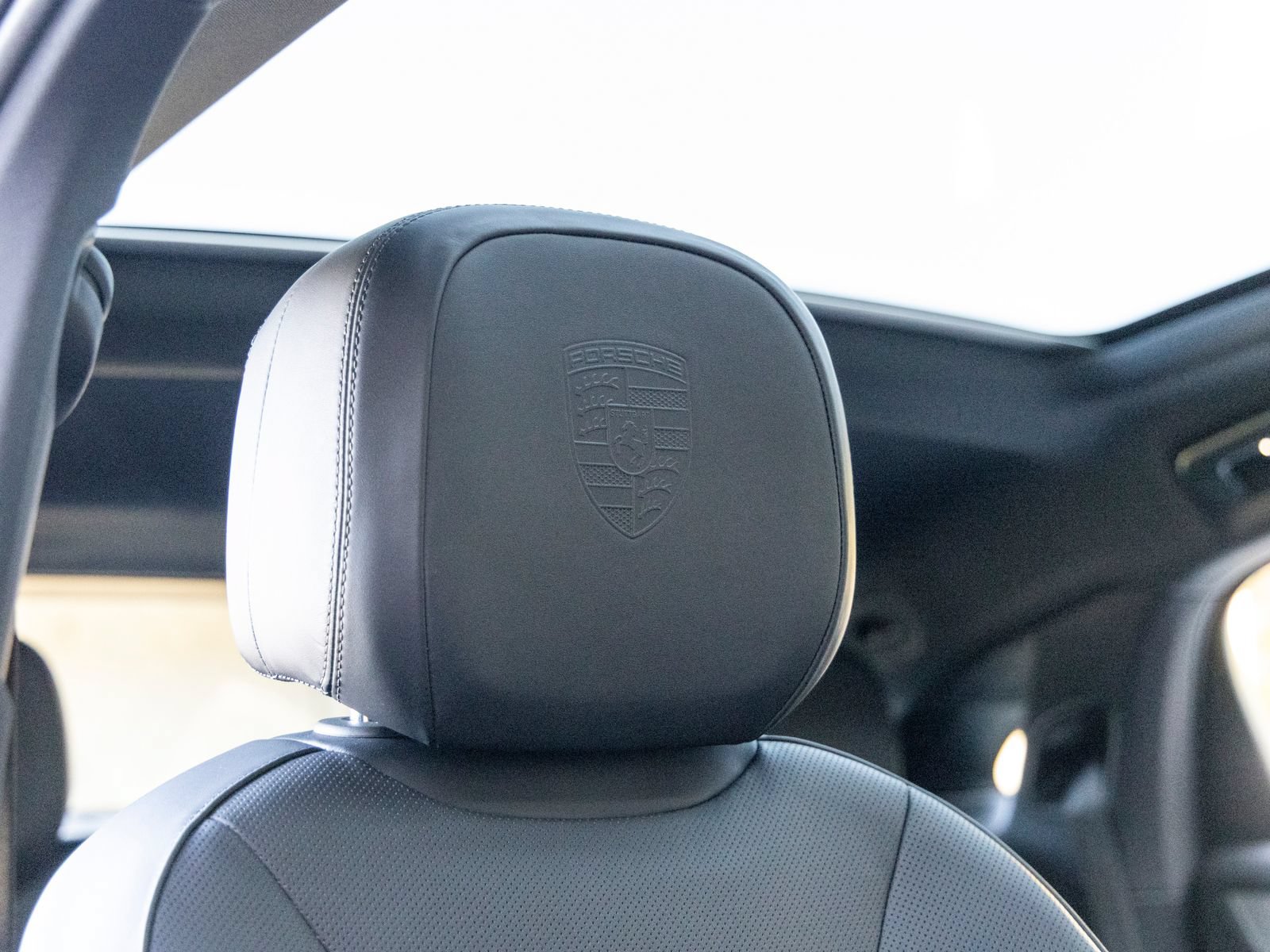 Certified 2026 Porsche Cayenne Coupe AWD/4WD image 68