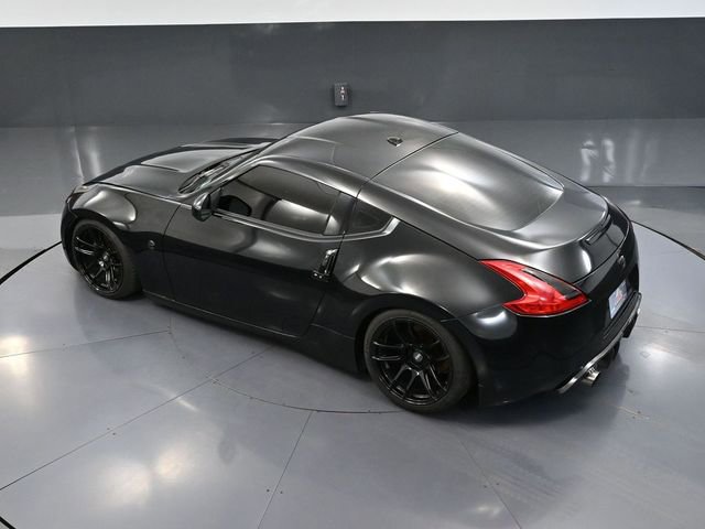 Used 2009 Nissan 370Z Touring RWD image 43