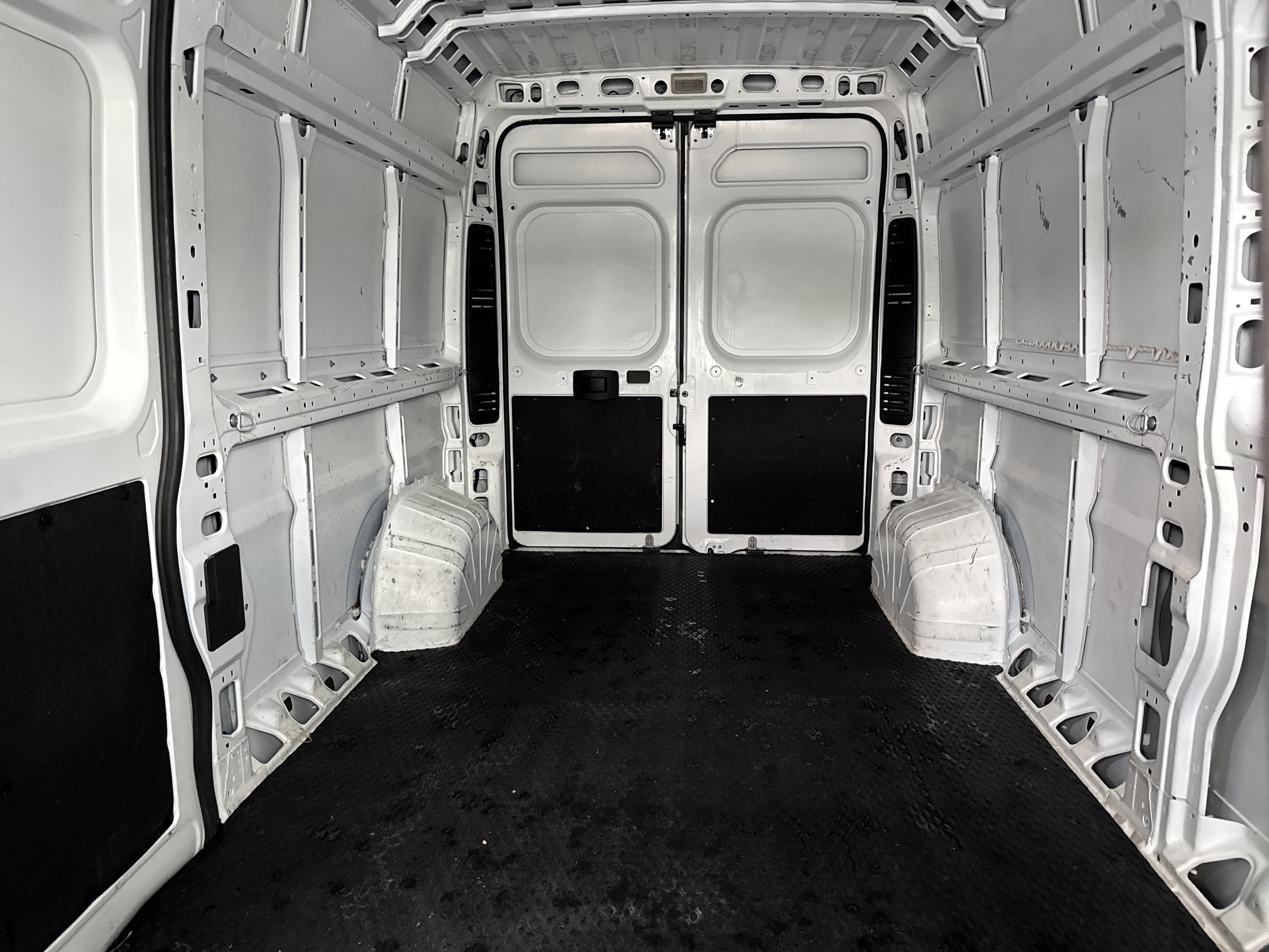 Used 2023 RAM ProMaster 2500 FWD image 28