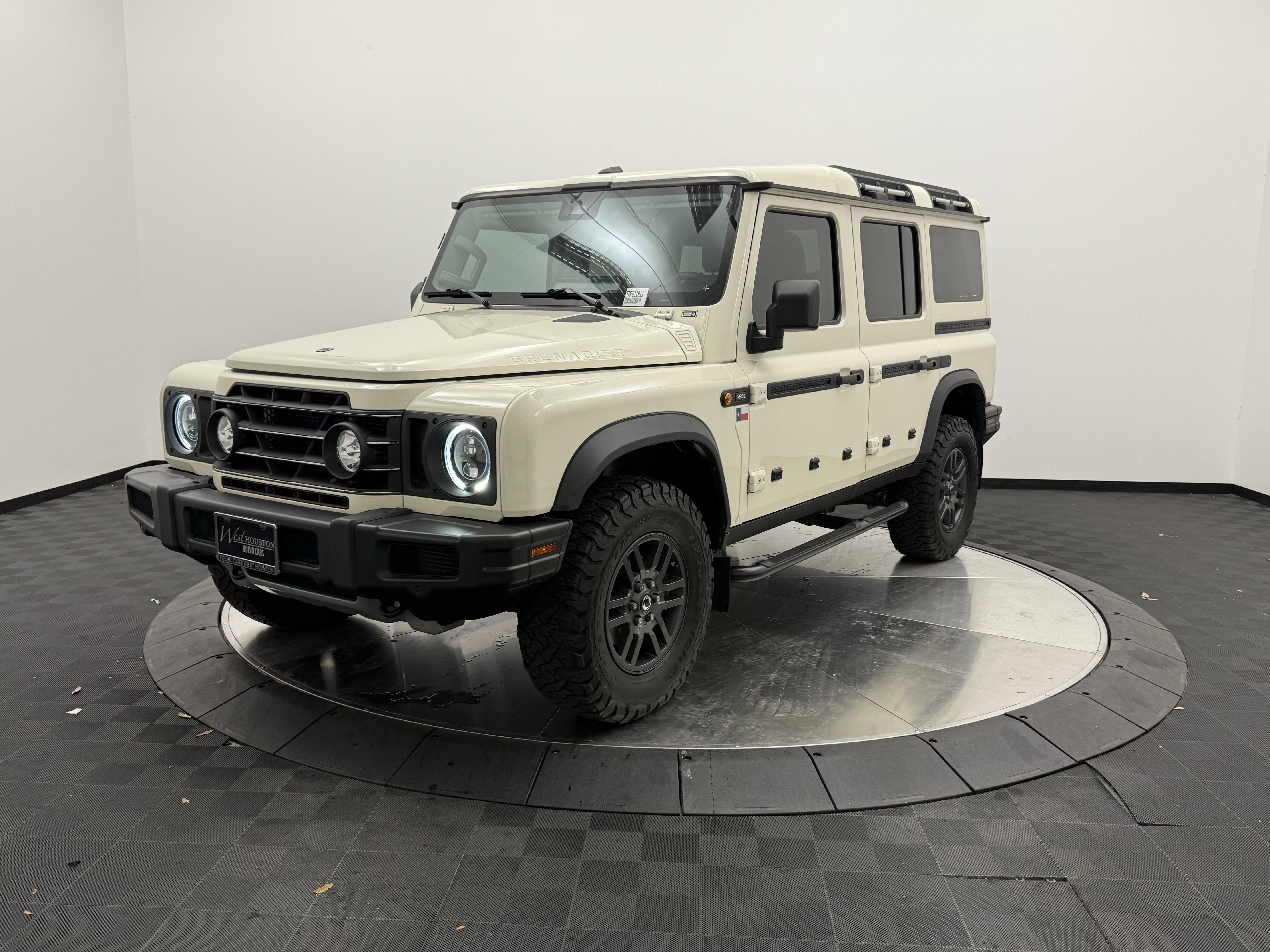 Used 2024 INEOS Grenadier AWD/4WD image 3