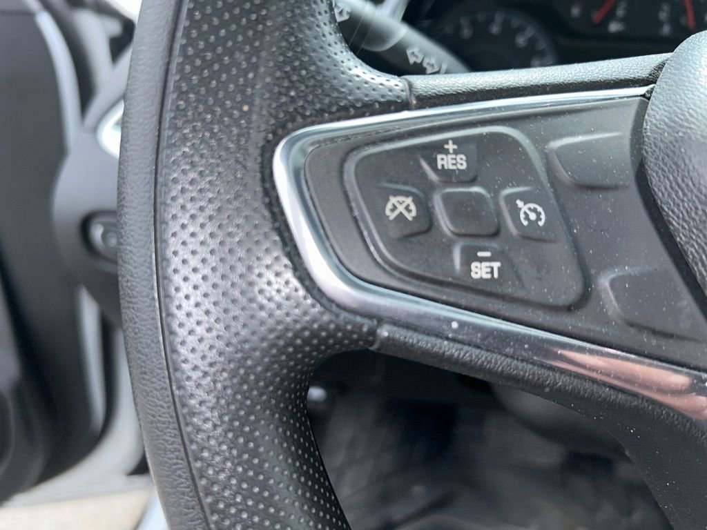 Used 2021 Chevrolet Malibu LT image 10