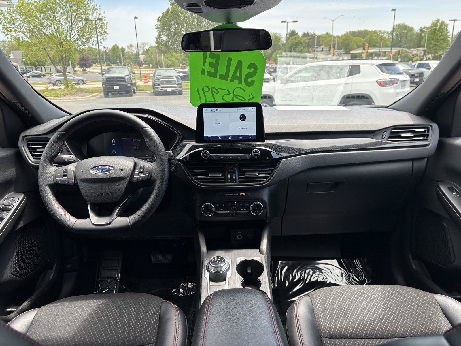 Used 2025 Ford Escape ST-Line AWD/4WD image 8