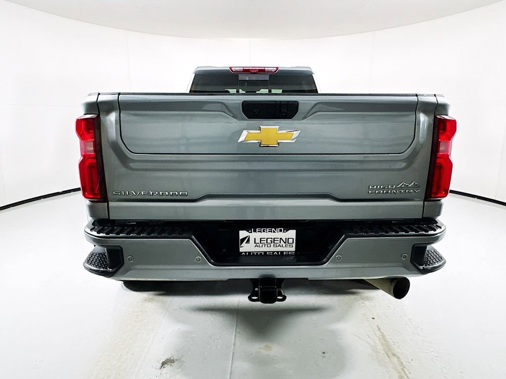 Used 2024 Chevrolet Silverado 3500 High Country w/ High Country Premium Package image 7