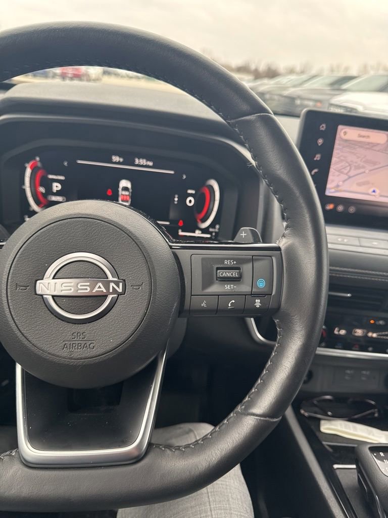 Used 2024 Nissan Rogue SL w/ SL Premium Package image 44