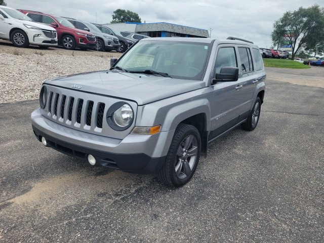 Used 2015 Jeep Patriot High Altitude FWD image 3