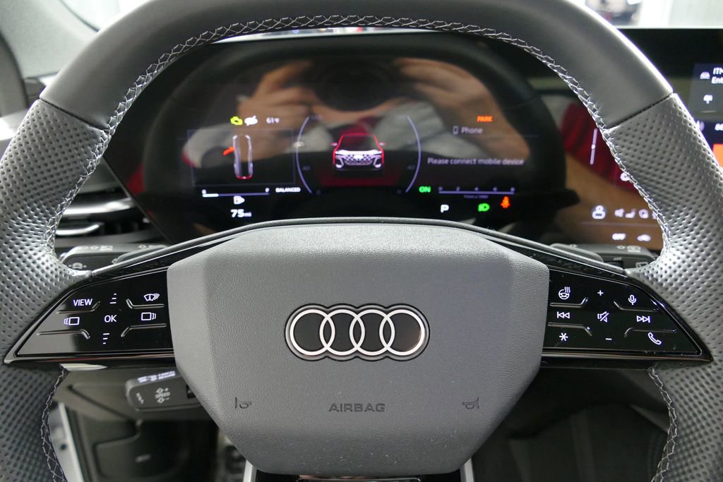 Used 2025 Audi SQ5 Premium Plus w/ Premium Plus Package AWD/4WD image 17