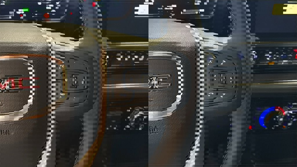 New 2026 GMC Sierra 3500 SLT w/ SLT Premium Package image 31