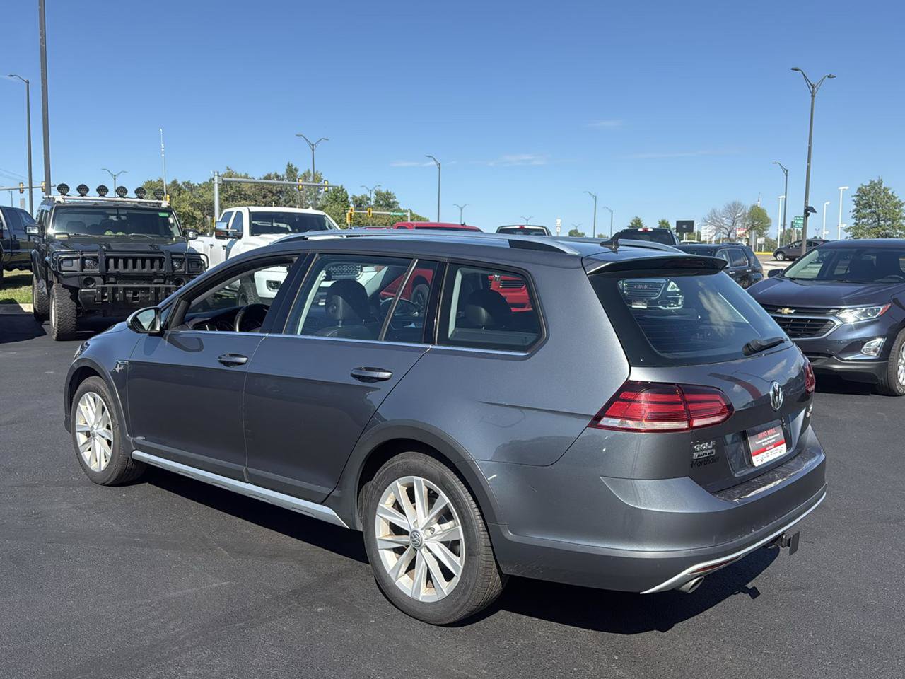 Used 2018 Volkswagen Golf Alltrack S AWD/4WD image 3