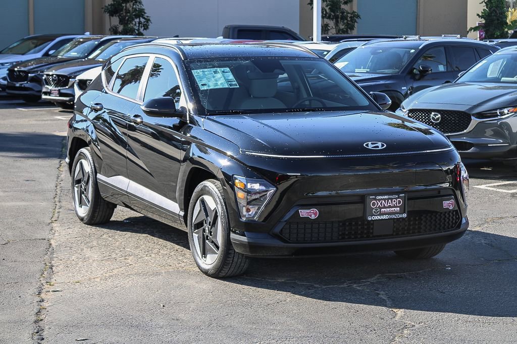 Used 2024 Hyundai Kona SEL image 3