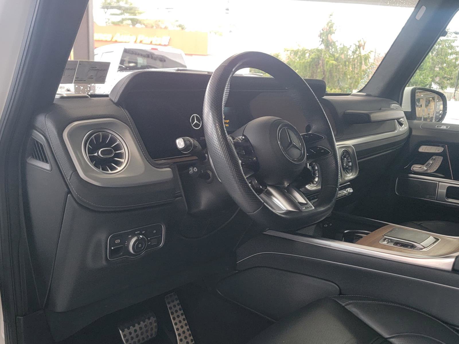 Used 2025 Mercedes-Benz G 63 AMG 4MATIC image 11