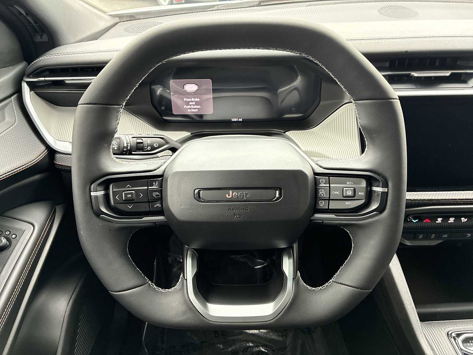 Used 2026 Jeep Cherokee Limited image 11