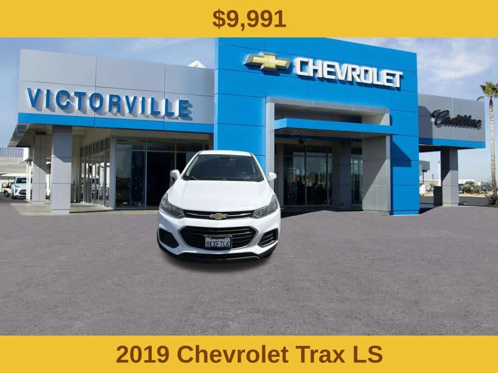 Used 2019 Chevrolet Trax LS AWD/4WD image 2
