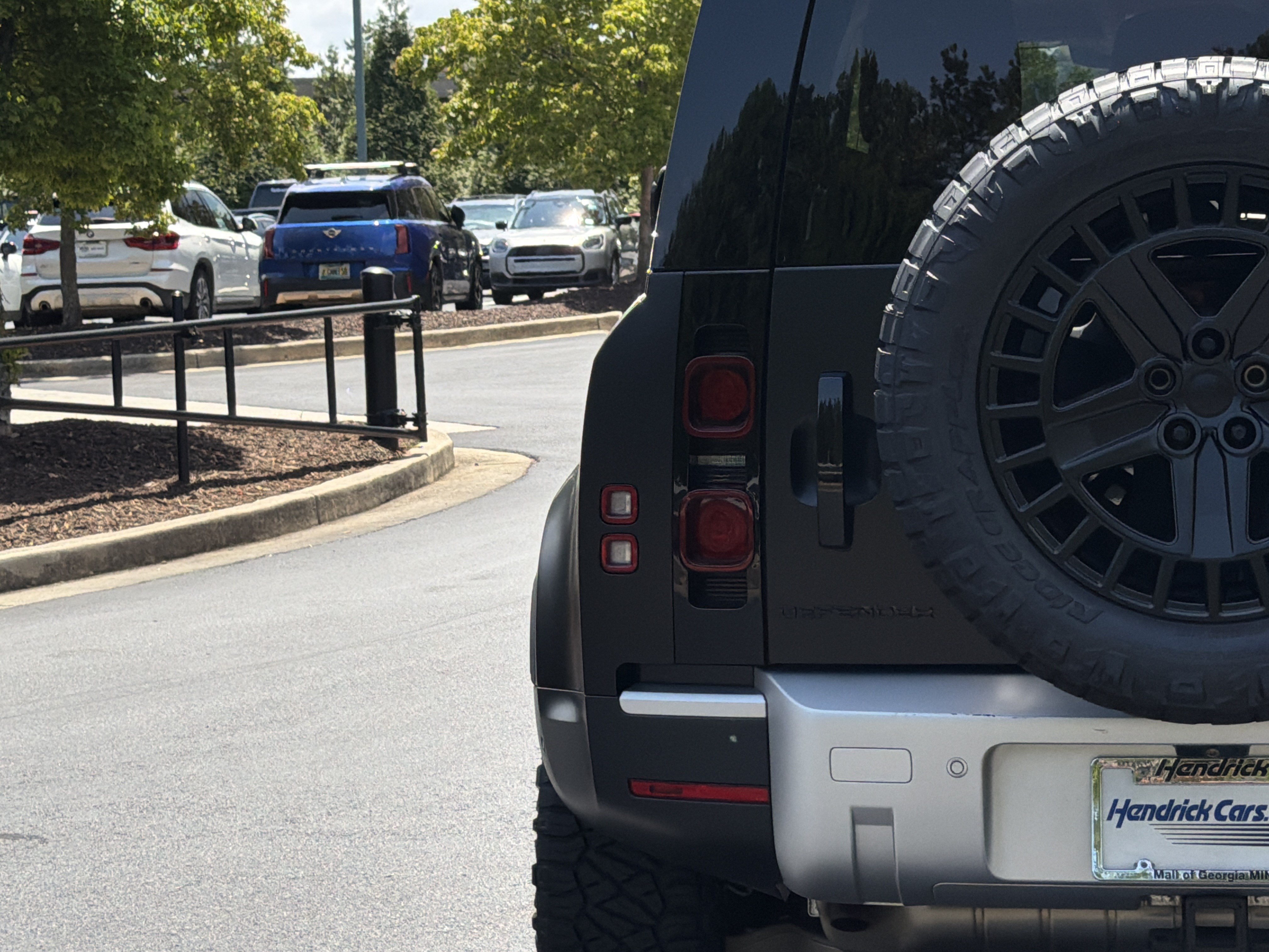 Used 2024 Land Rover Defender 90 S AWD/4WD image 23