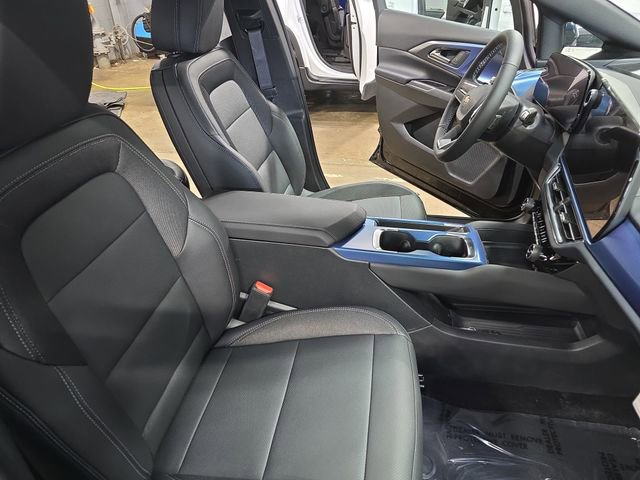 New 2026 Chevrolet Equinox EV LT image 11