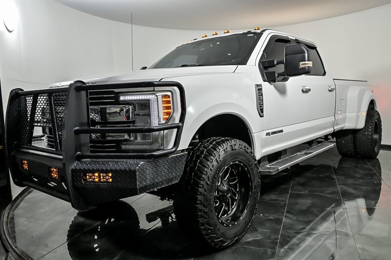 Used 2017 Ford F350 Lariat w/ Lariat Ultimate Package AWD/4WD image 5