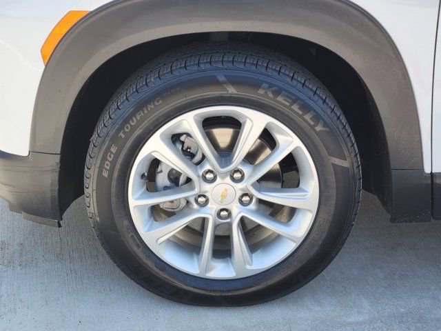 Used 2024 Chevrolet TrailBlazer LS w/ LS Convenience Package image 17