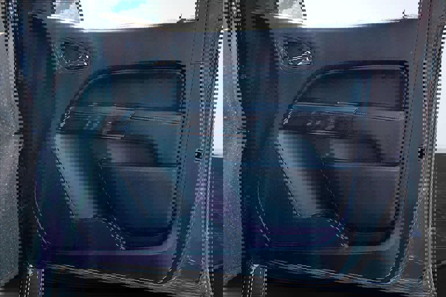 Used 2017 GMC Canyon SLT w/ Driver Alert Package image 29