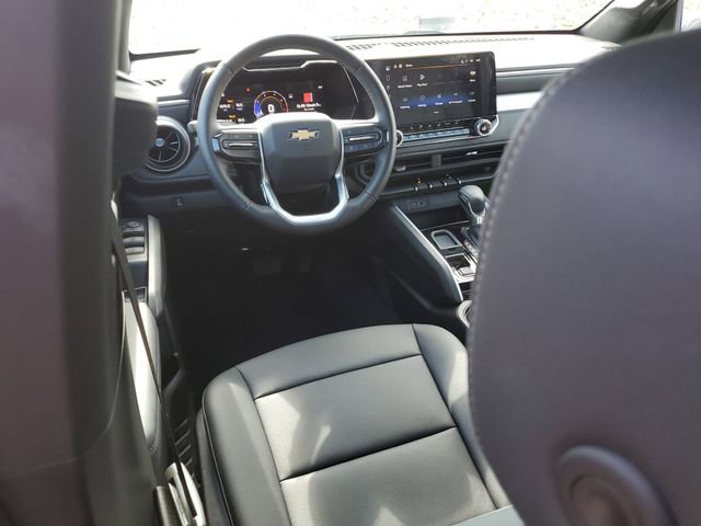 New 2025 Chevrolet Colorado W/T w/ WT Convenience Package II image 11