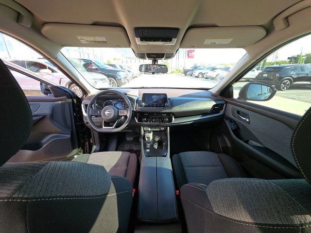 Used 2022 Nissan Rogue SV image 25