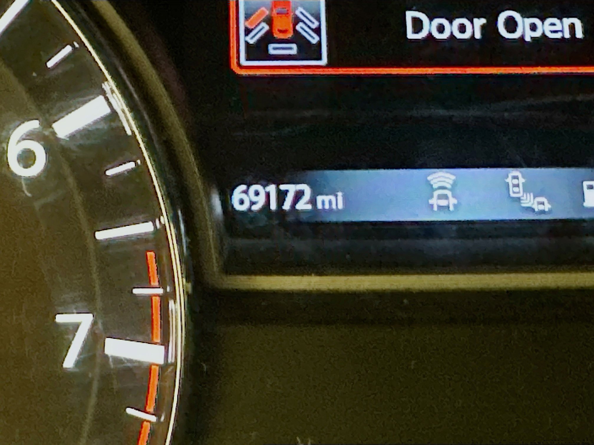 Used 2020 Nissan Pathfinder SL AWD/4WD image 19