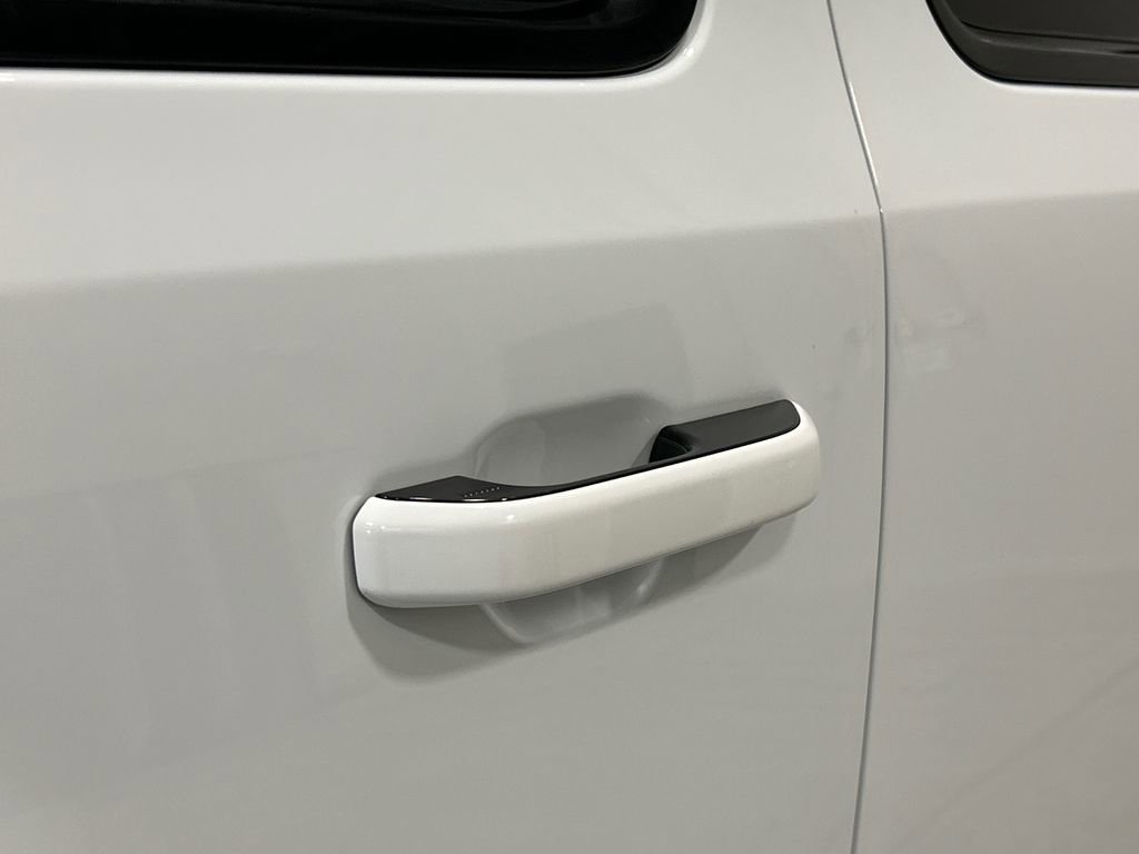 Used 2023 Jeep Wagoneer 4WD w/ Convenience Group I image 14