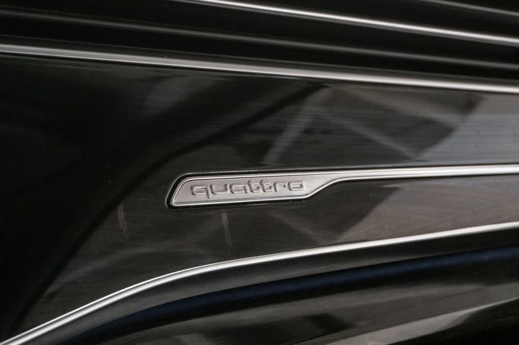 Used 2023 Audi Q7 3.0T Premium w/ Convenience Package image 23