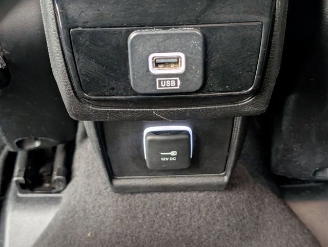 Used 2023 Jeep Compass Sport image 24