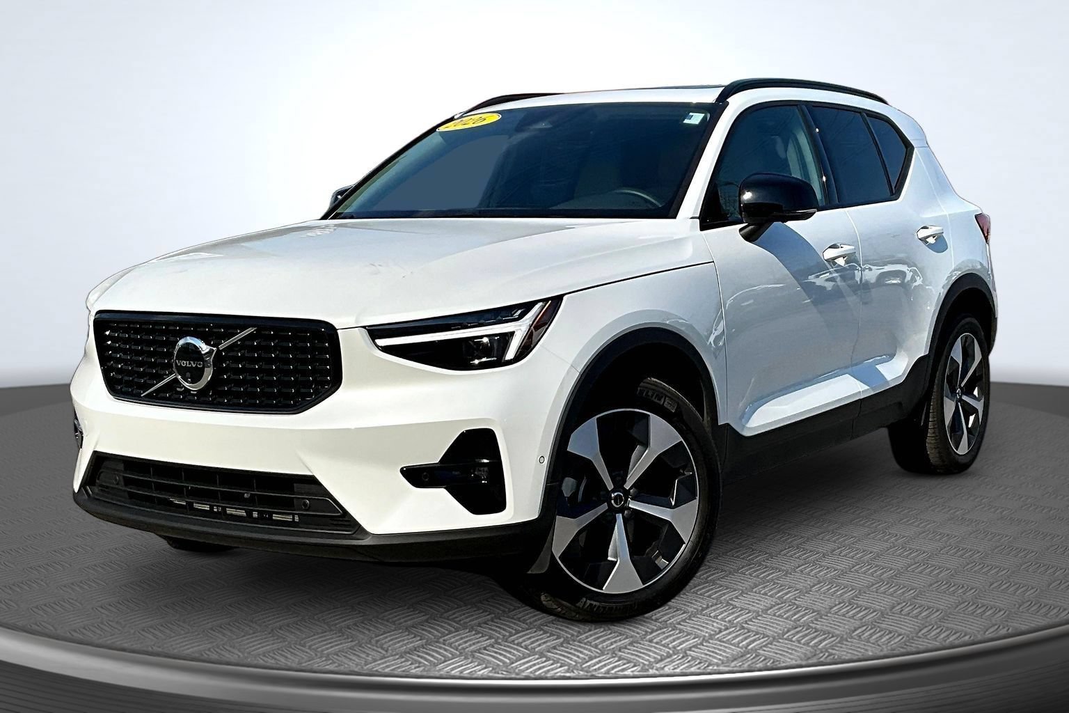 Used 2026 Volvo XC40 B5 Plus