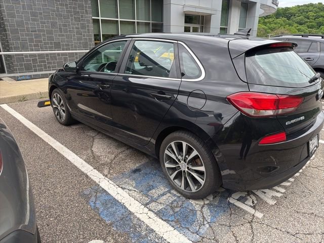 Used 2018 Hyundai Elantra GT FWD image 7