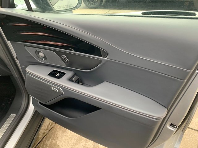 New 2026 Lincoln Nautilus Premier w/ Equipment Group 102A AWD/4WD image 20