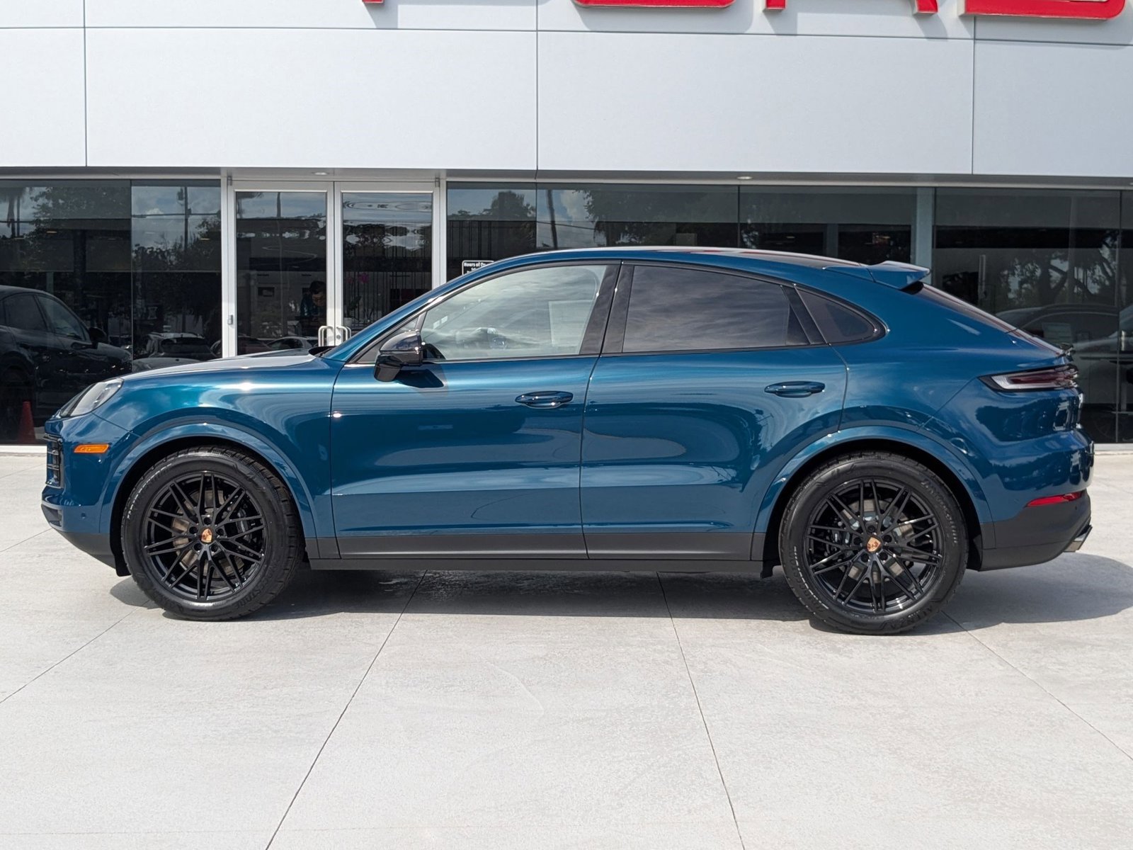 New 2026 Porsche Cayenne Coupe image 2