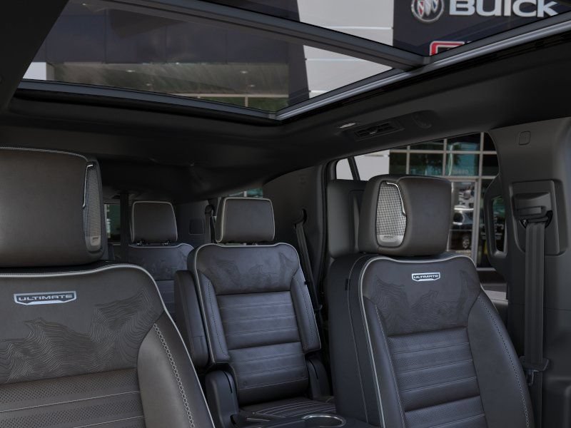 New 2026 GMC Yukon Denali Ultimate w/ LPO, Floor Liner Package AWD/4WD image 24