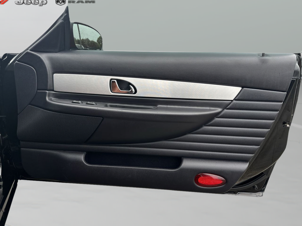 Used 2003 Ford Thunderbird RWD image 33