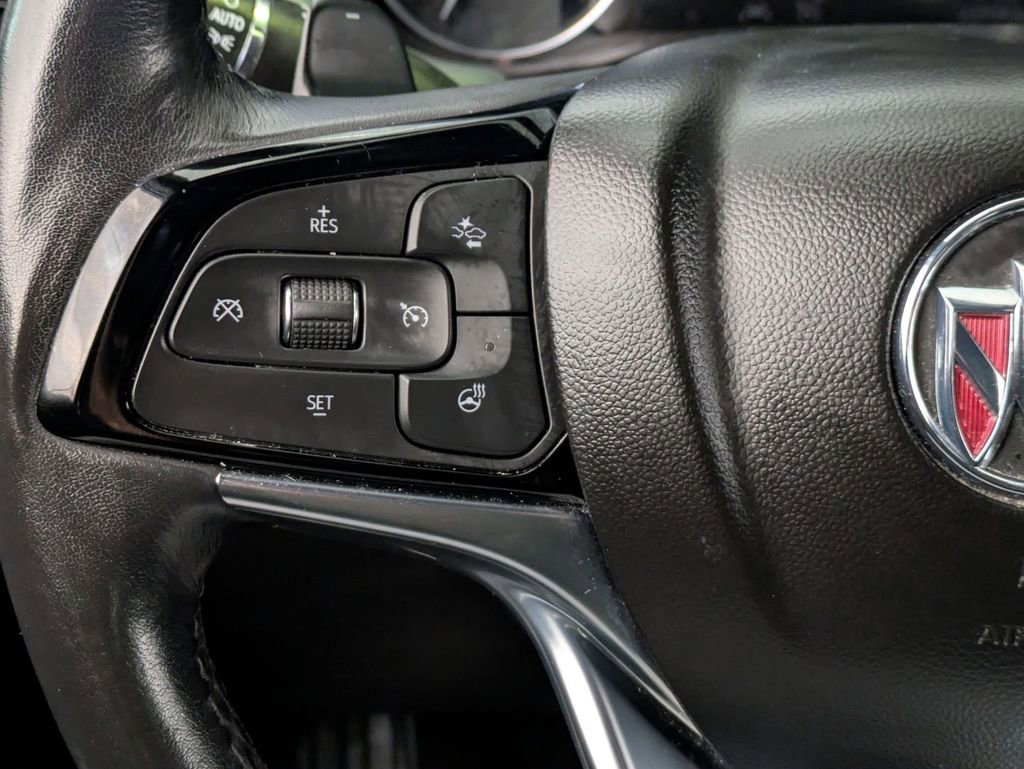 Used 2024 Buick Enclave Premium image 20
