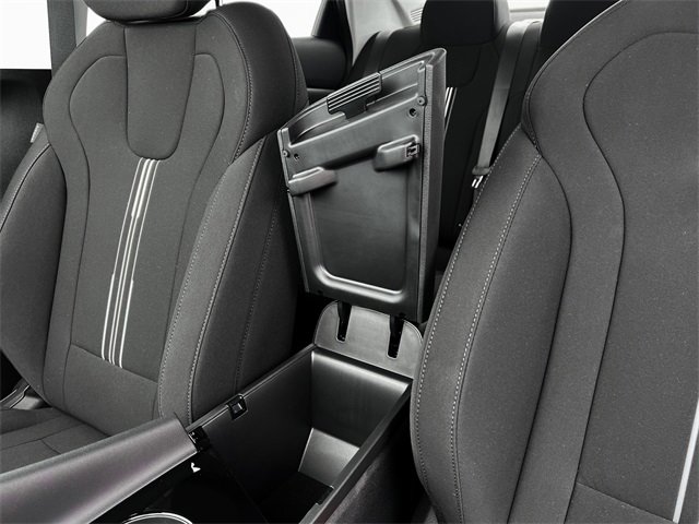 New 2025 Hyundai Elantra Blue image 18