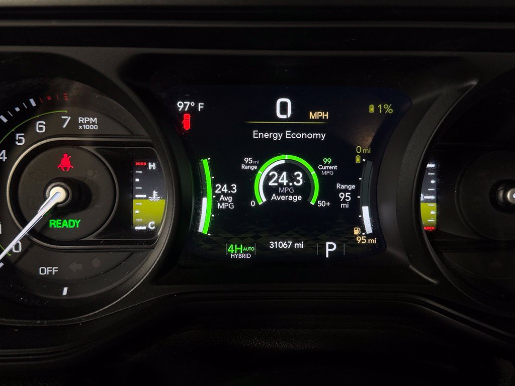 Used 2024 Jeep Wrangler Unlimited w/ Convenience Group AWD/4WD image 16