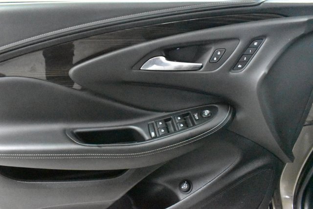 Used 2019 Buick Envision Essence image 19