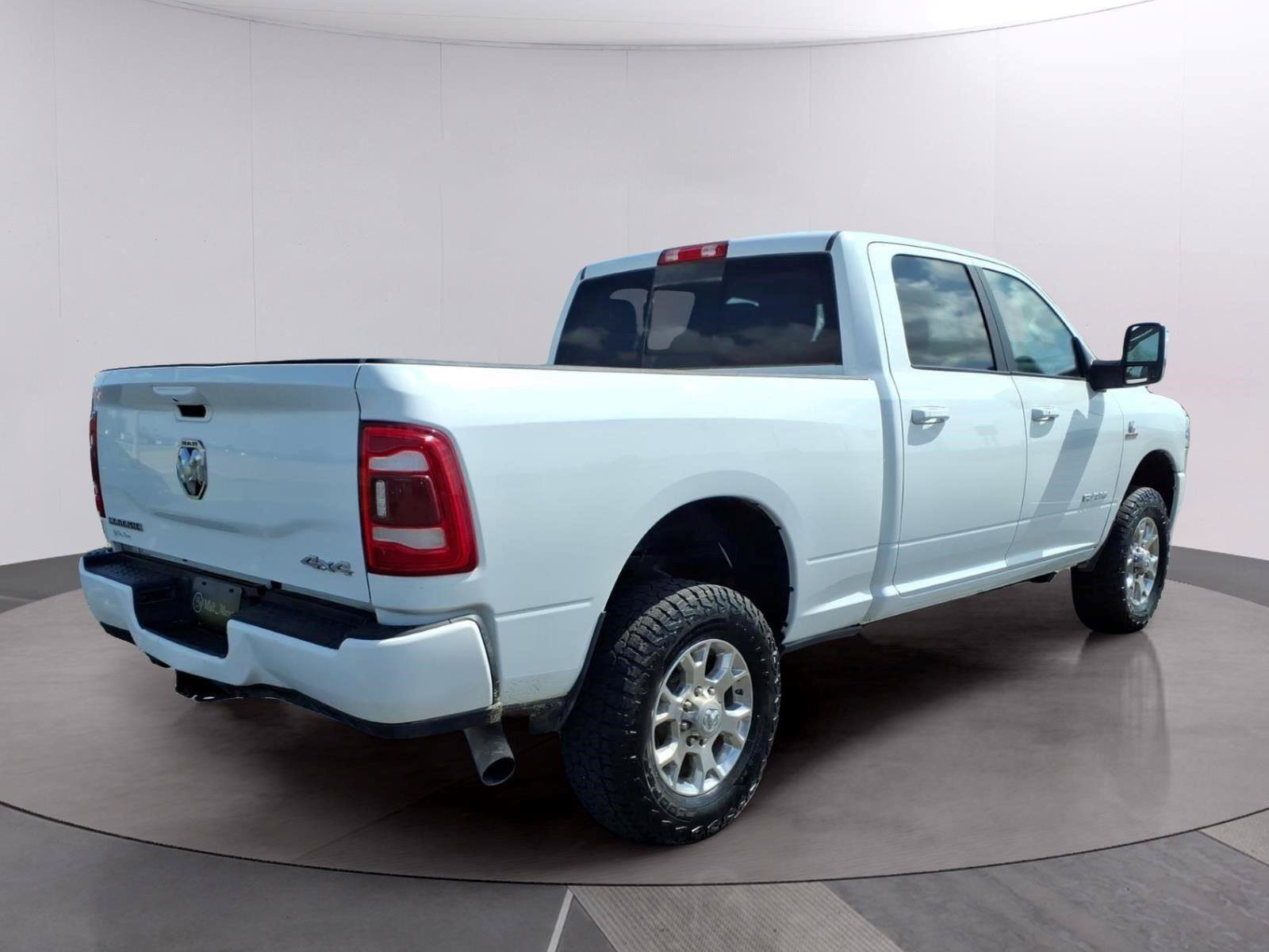 Used 2024 RAM 2500 Laramie AWD/4WD image 5