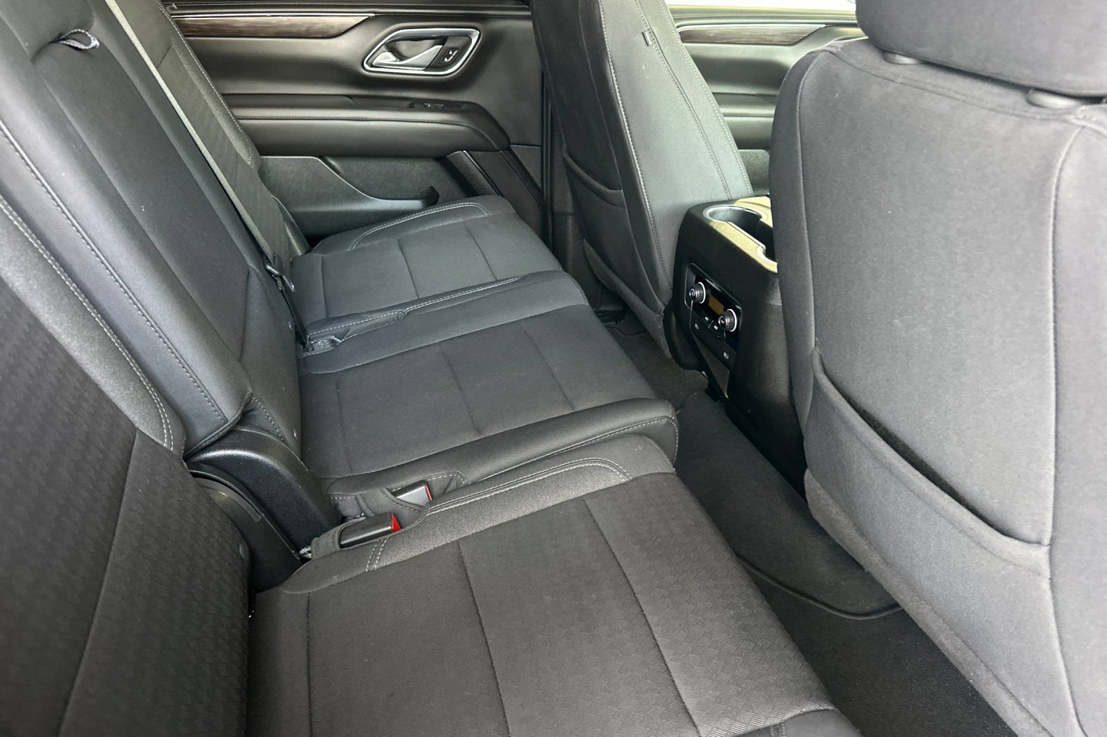 Used 2024 Chevrolet Tahoe LS RWD image 20