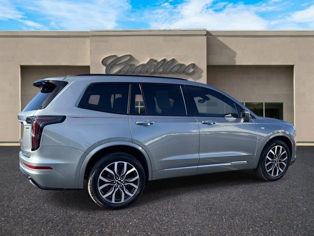 Certified 2024 Cadillac XT6 Sport w/ Technology Package image 3