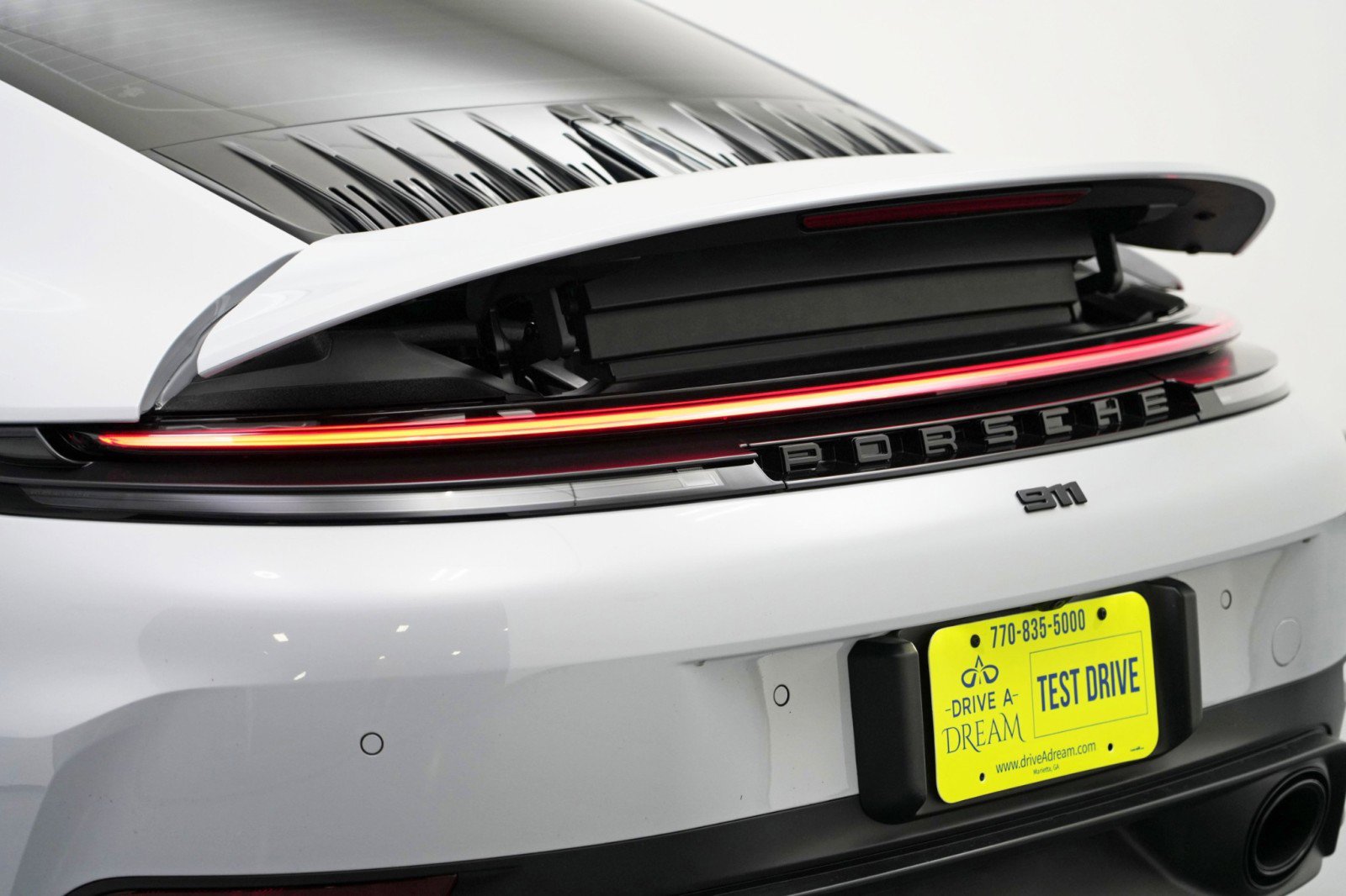 Used 2025 Porsche 911 Carrera RWD image 57