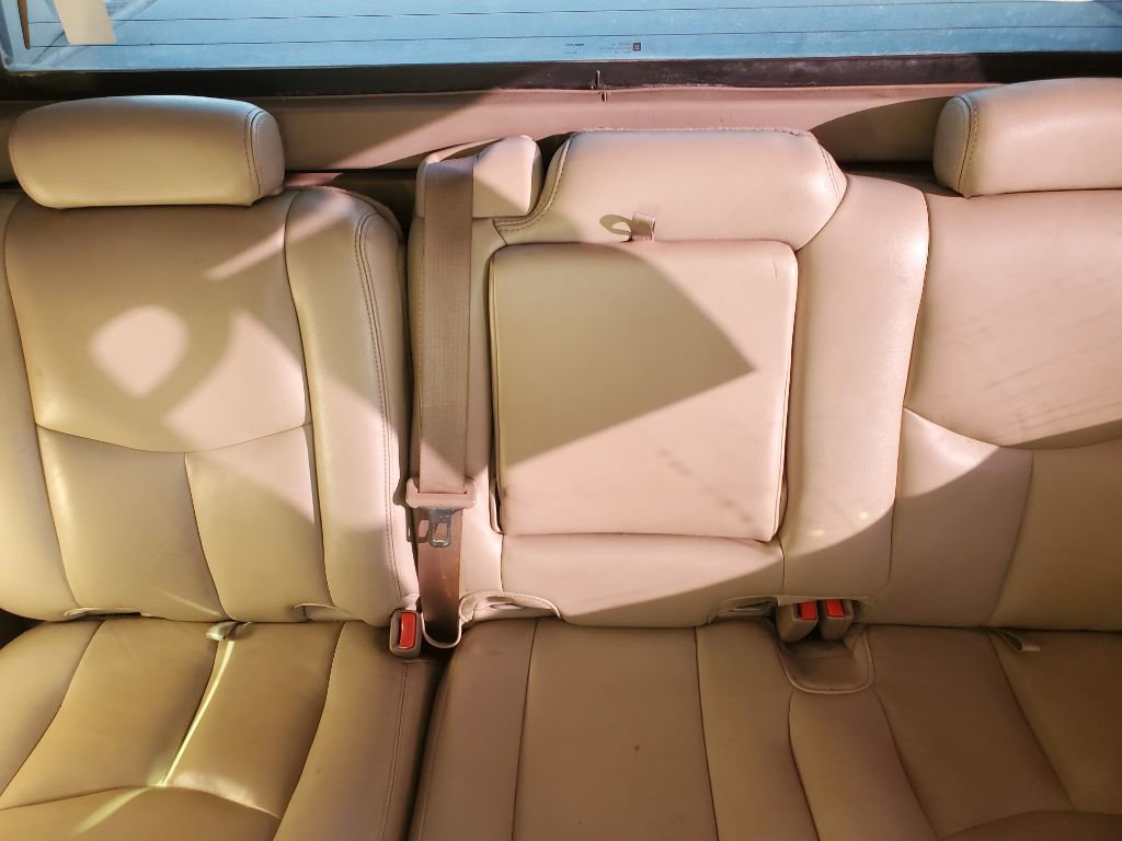 Used 2006 Chevrolet Avalanche Z71 w/ Sun And Sound Package image 24