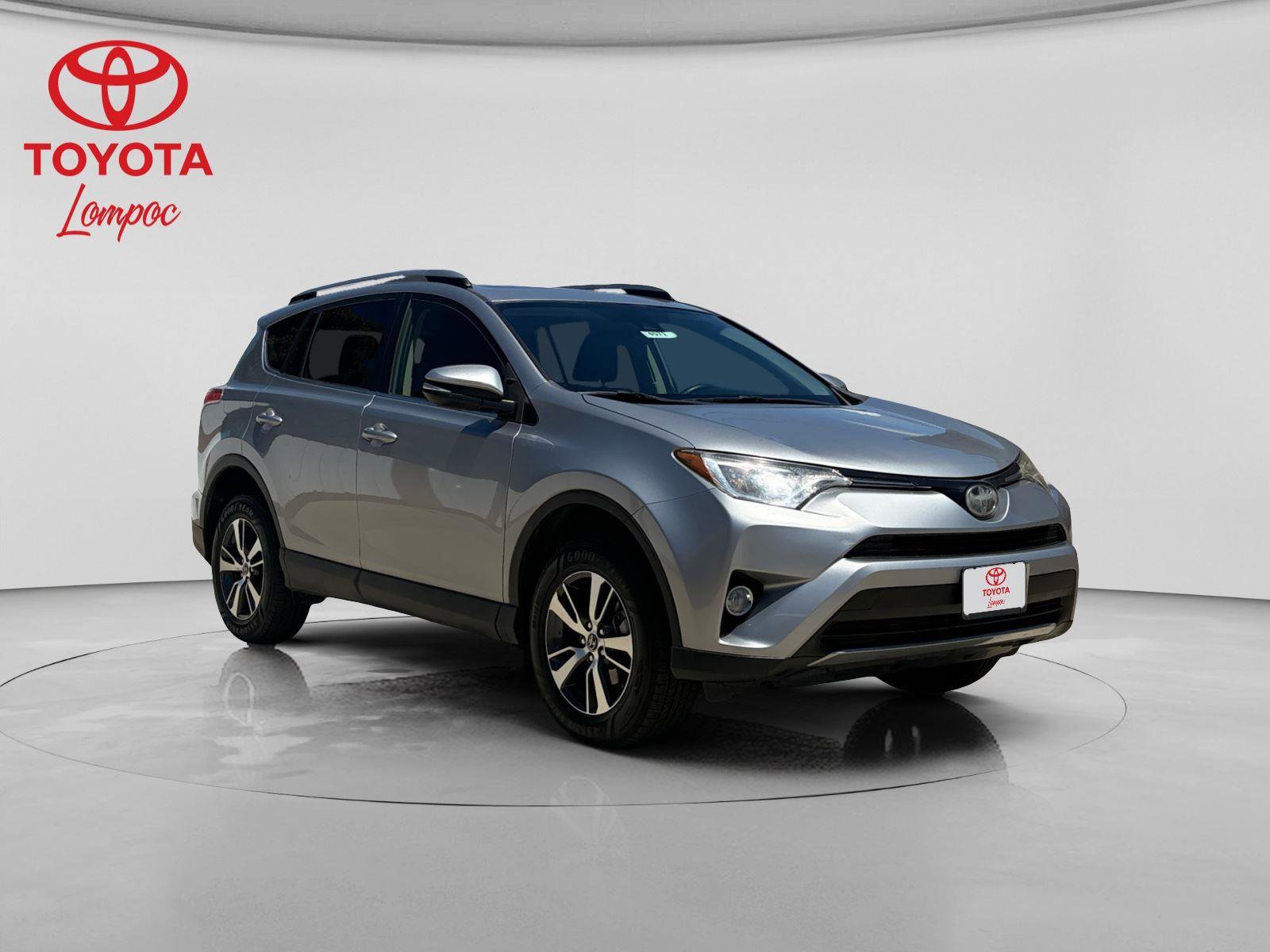 Used 2018 Toyota RAV4 XLE w/ Plus Extra Value Package image 3