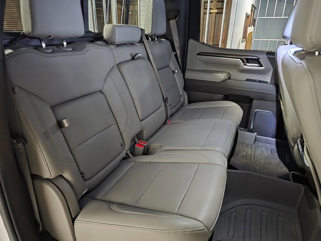 Used 2023 GMC Sierra 1500 SLT w/ SLT Premium Package image 26